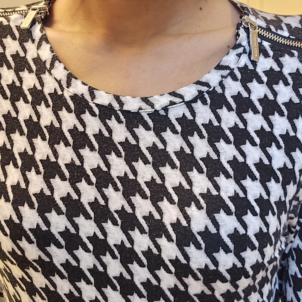 Michael Kors Peplum Black and White Houndstooth Longsleeve Women's Top - Picture 4 of 7